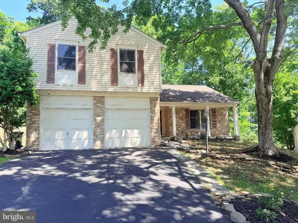 Photo of 7594 WOODSTOWN DRIVE