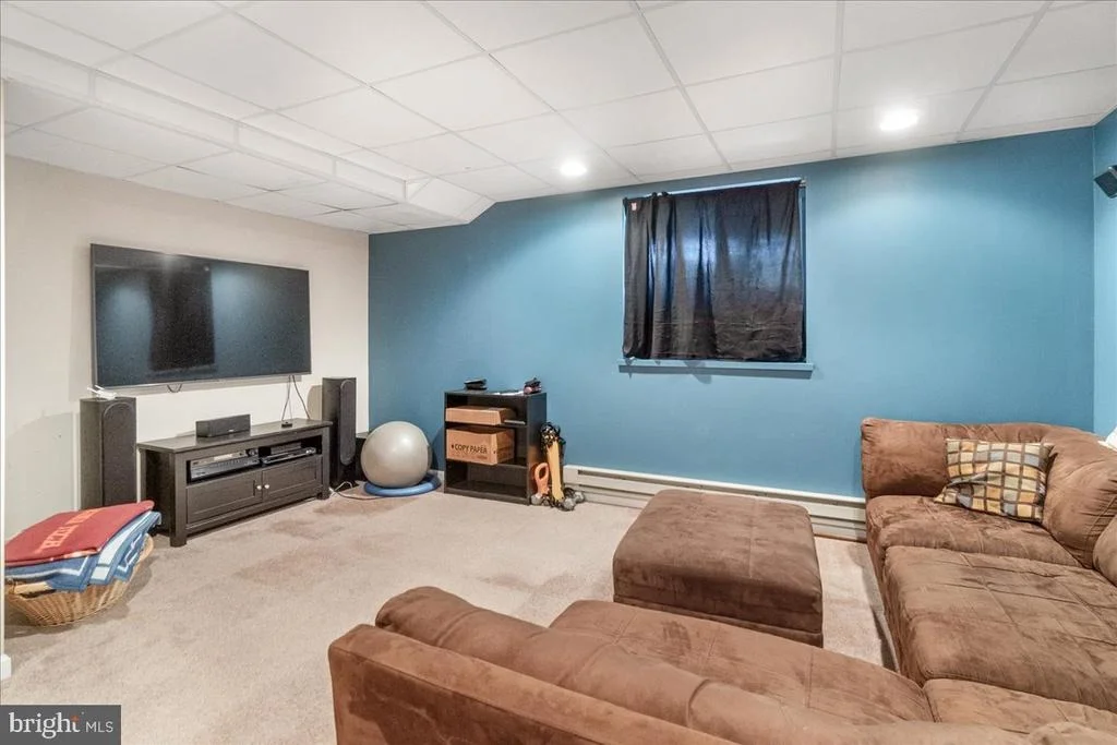 Photo of 625 N BLETTNER AVENUE