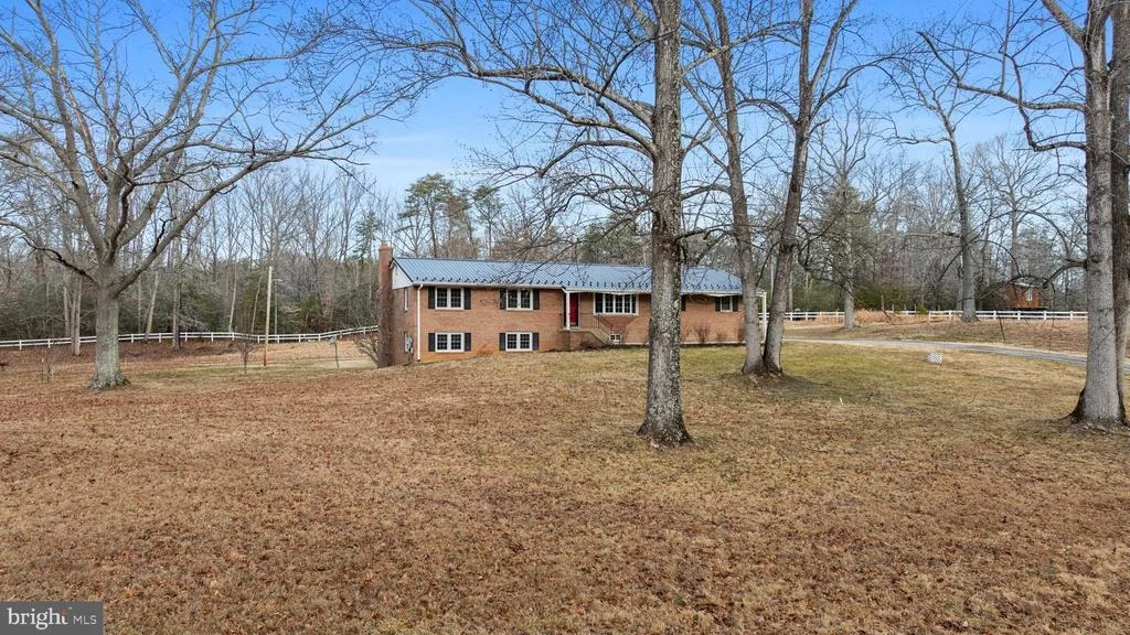 Photo of 5253 BRISCOE FARM ROAD