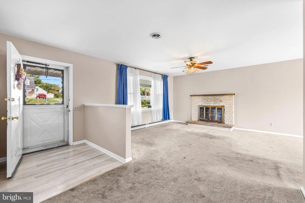 Photo of 12721 MANOR ROAD
