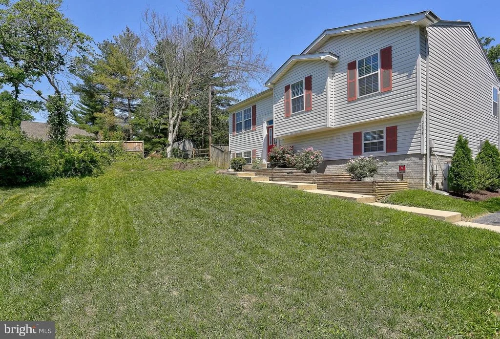 Photo of 2124 FREDERICK