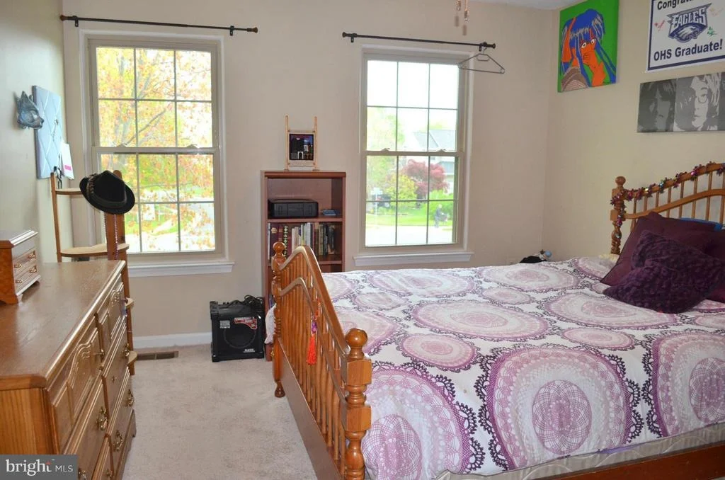 Photo of 9427 CLOVERHILL ROAD