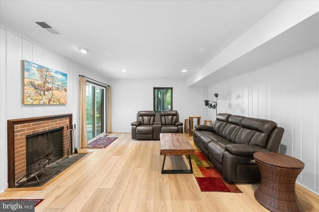 Photo of 6952 DUNCRAIG COURT