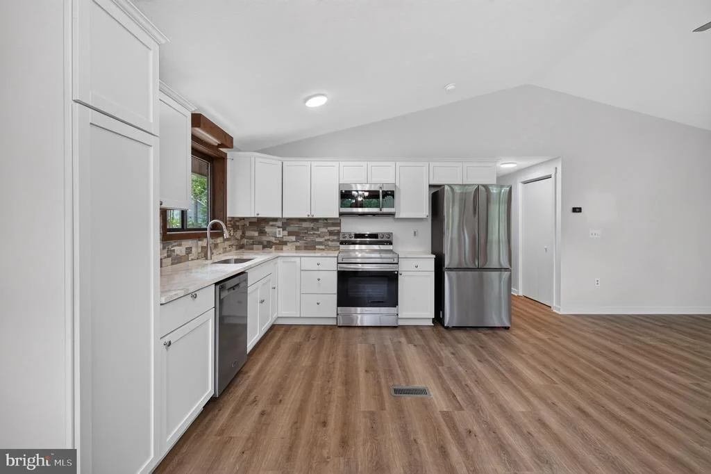 Photo of 213 MORRIE DRIVE