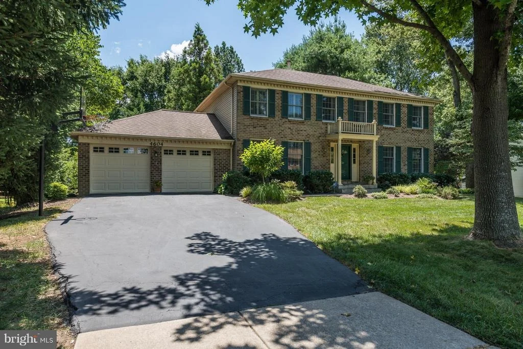 Photo of 4604 THORNHURST DRIVE