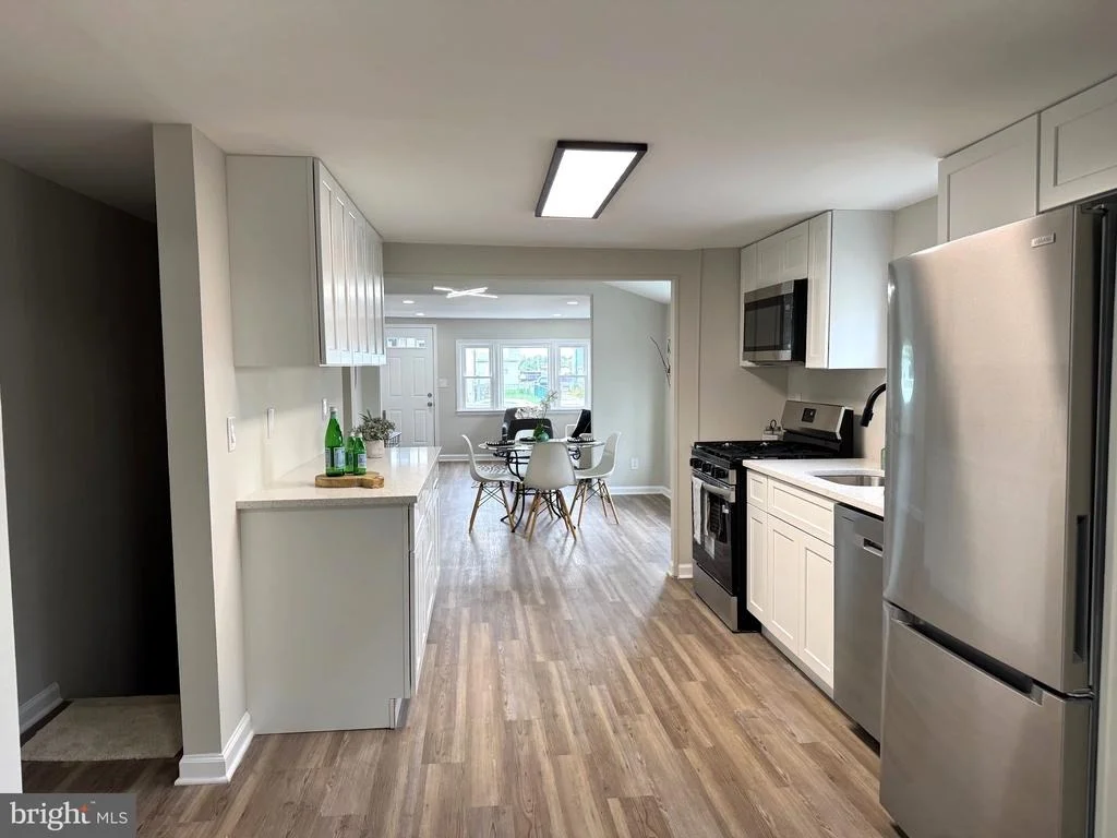 Photo of 7 CENTRE AVENUE