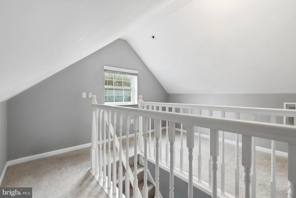 Photo of 6515 GATEWAY BOULEVARD
