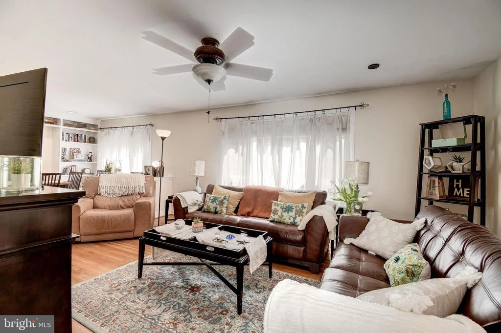 Photo of 1120 DEVERE DRIVE