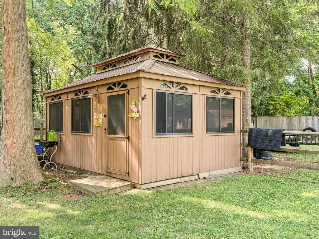 Photo of 2133 PORTER ROAD