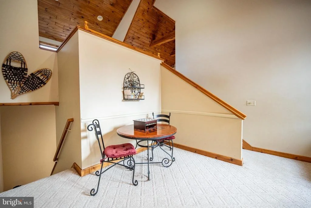 Photo of 110 HIGHLINE DRIVE