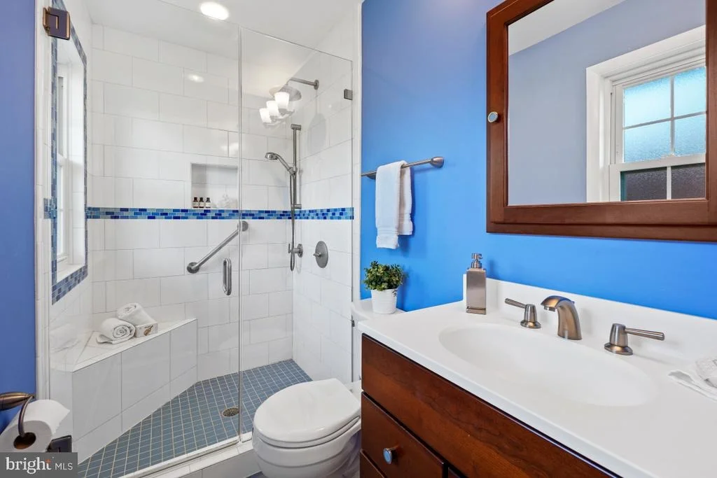 Photo of 418 NEALE COURT