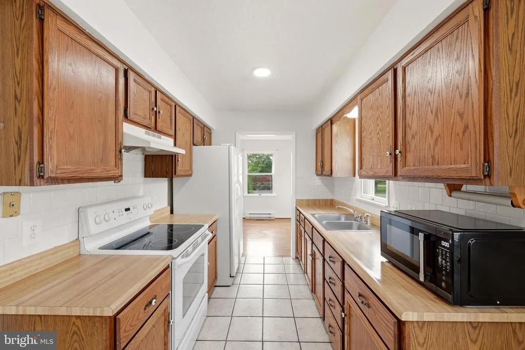 Photo of 303 HACKBERRY DRIVE