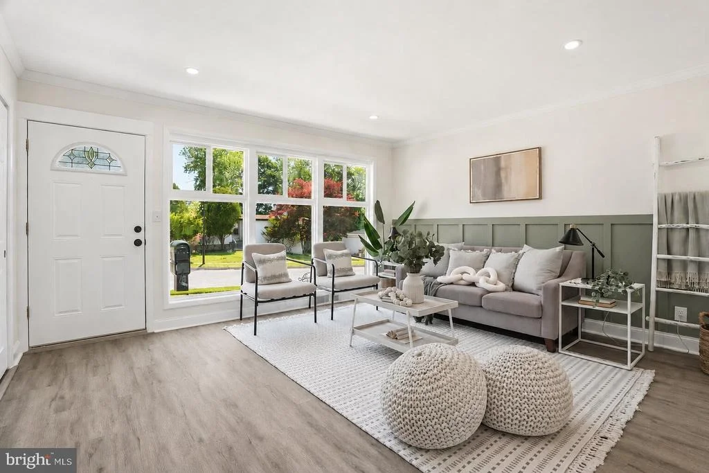 Photo of 1004 FLAGTREE LANE