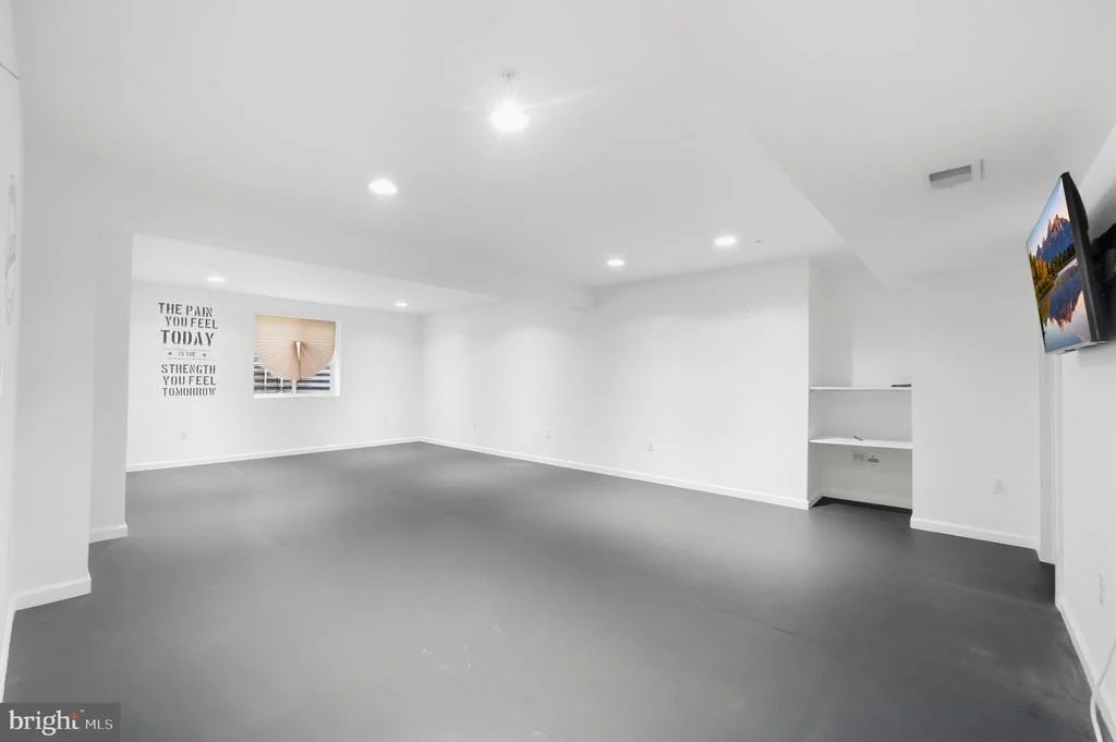Photo of 3012 LAKE FOREST DRIVE