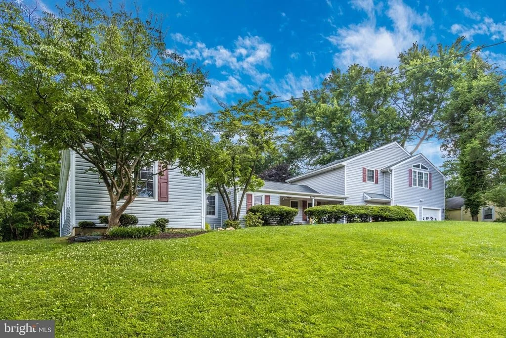 Photo of 120 PIPING ROCK DRIVE