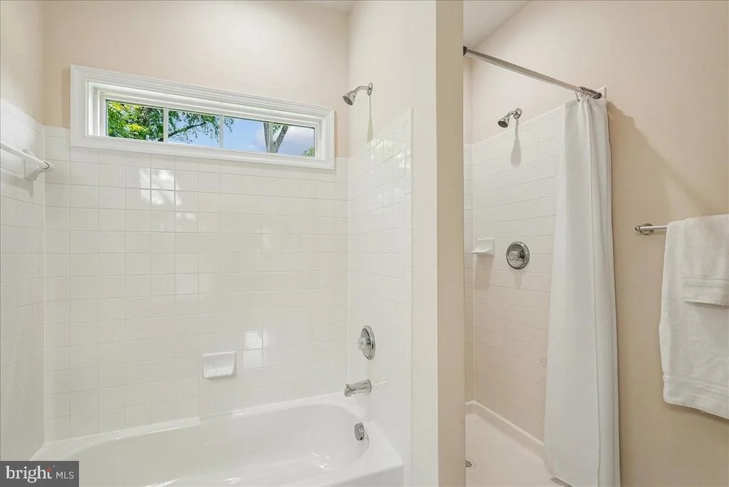 Photo of 6322 HALSEY ROAD