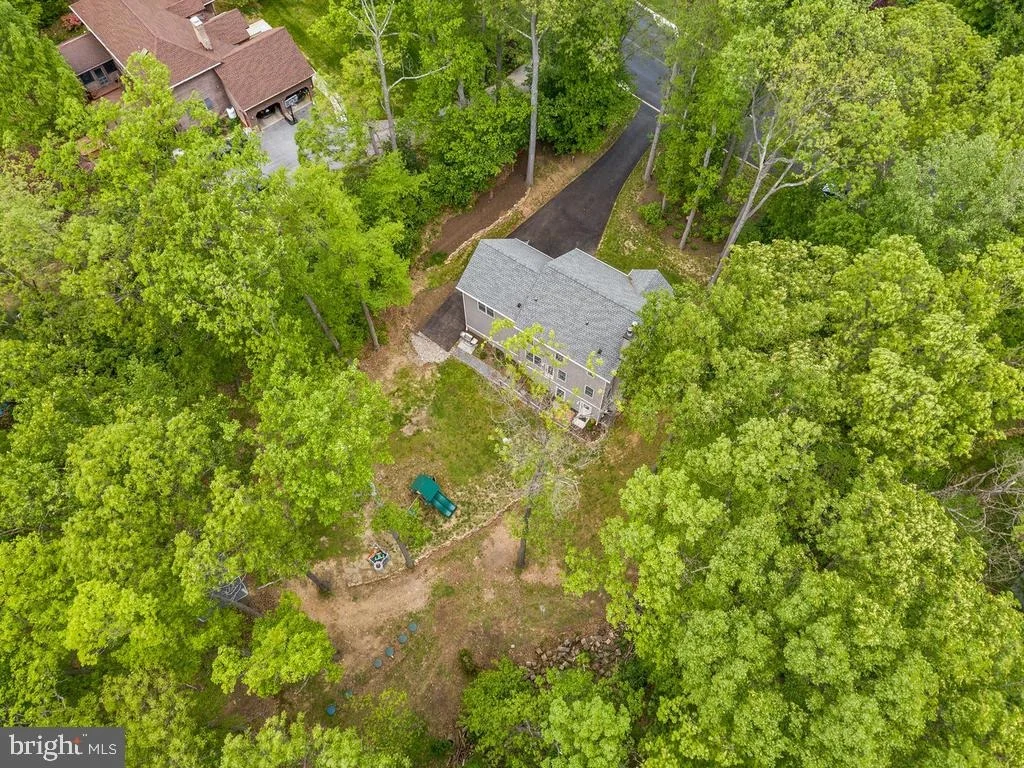 Photo of 995 WILDA DRIVE