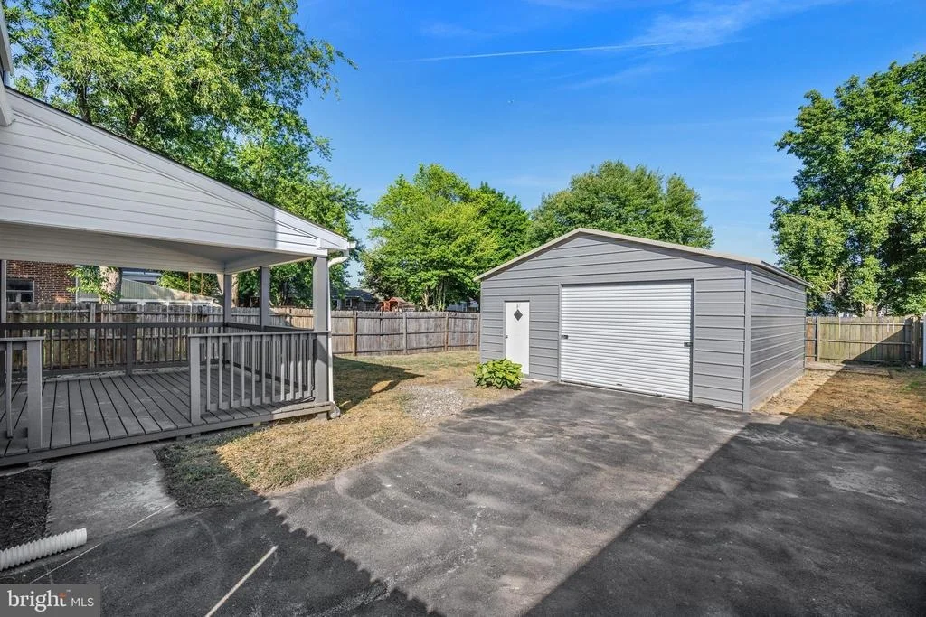 Photo of 183 KENWOOD ROAD