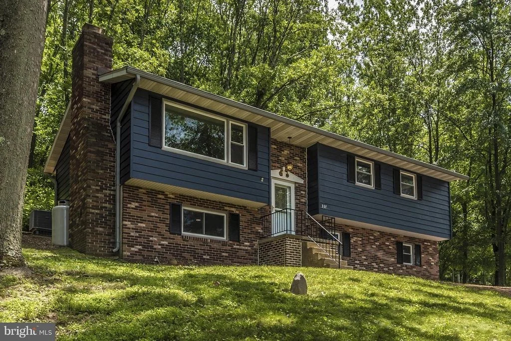 Photo of 337 OLD NEW WINDSOR PIKE