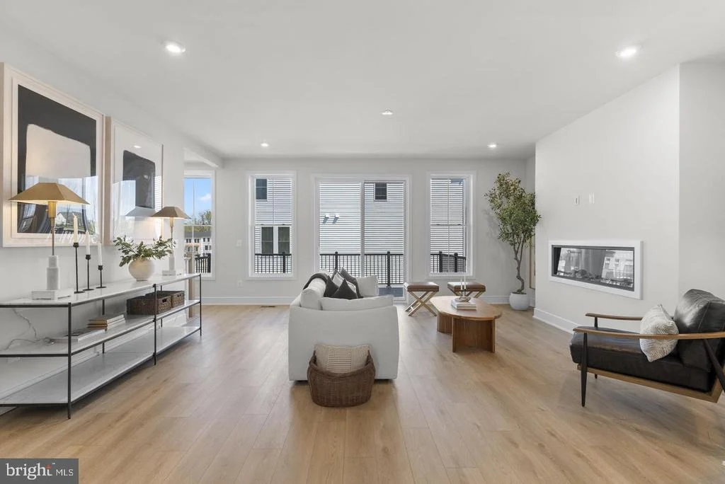Photo of Unit TYCE24F2 at 3 PICASSO SQUARE