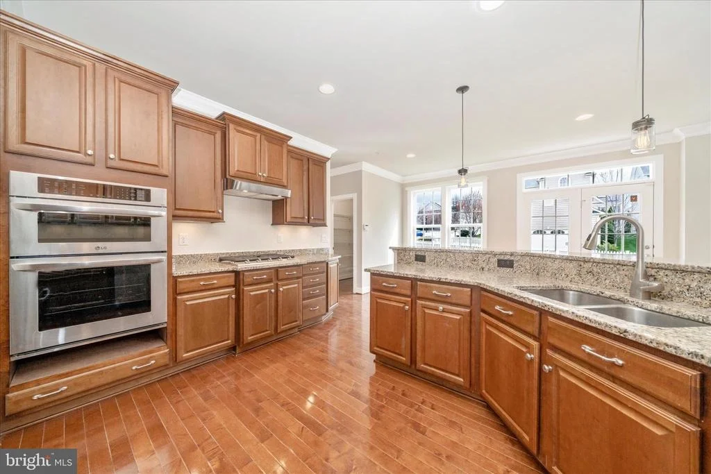 Photo of 1318 VOLUNTEER DRIVE