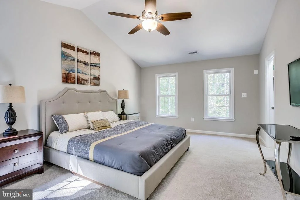 Photo of 10941 STONEBROOK DRIVE