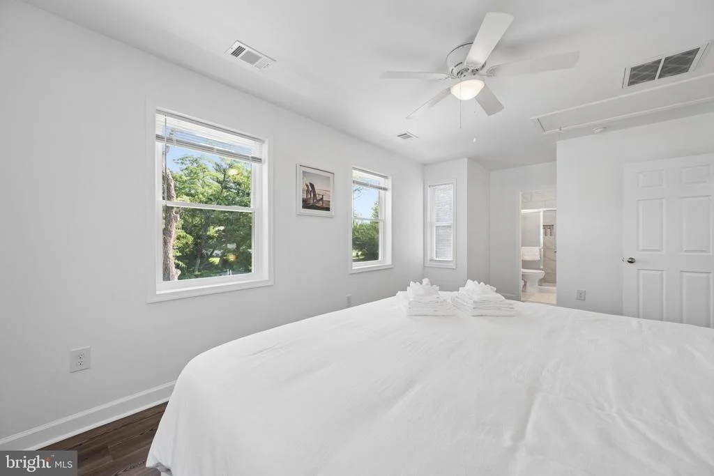Photo of 456 DEALE ROAD