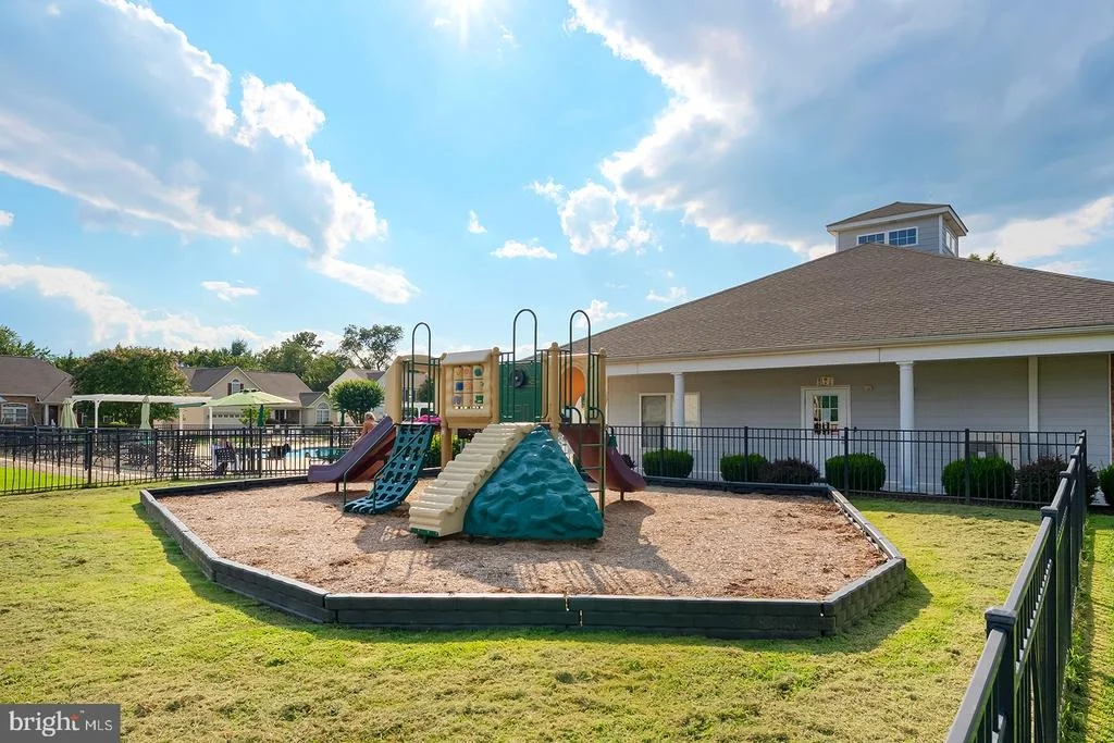Photo of 33279 HARBOR REACH DRIVE