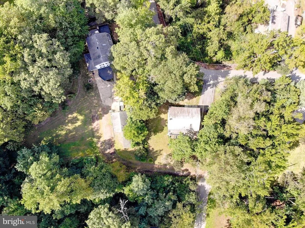 Photo of 349 ARBUTUS DRIVE
