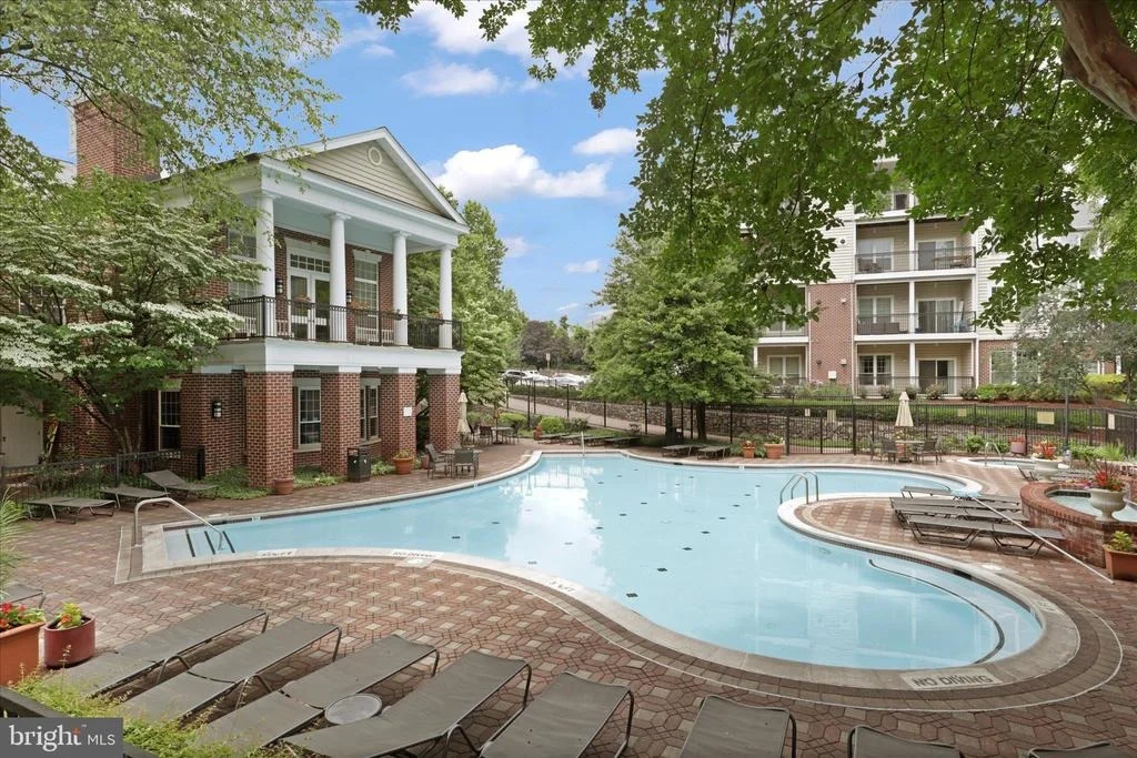 Photo of Unit 2204 at 1600 SPRING GATE DRIVE
