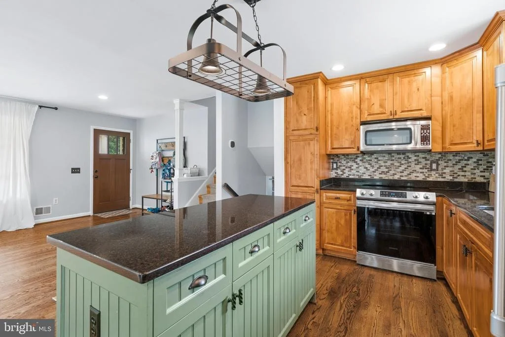 Photo of 7902 JUNIPER DRIVE