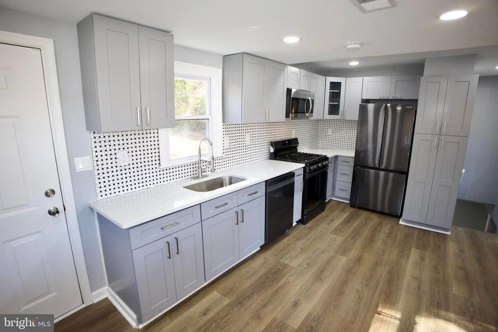 Photo of 4103 MAPLE