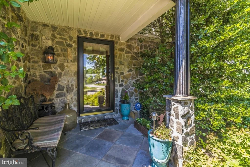 Photo of 1833 MILLSTREAM DRIVE