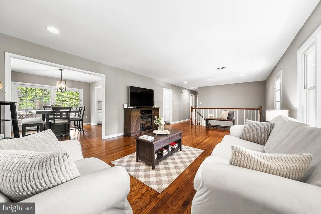 Photo of 1213 DALE DRIVE