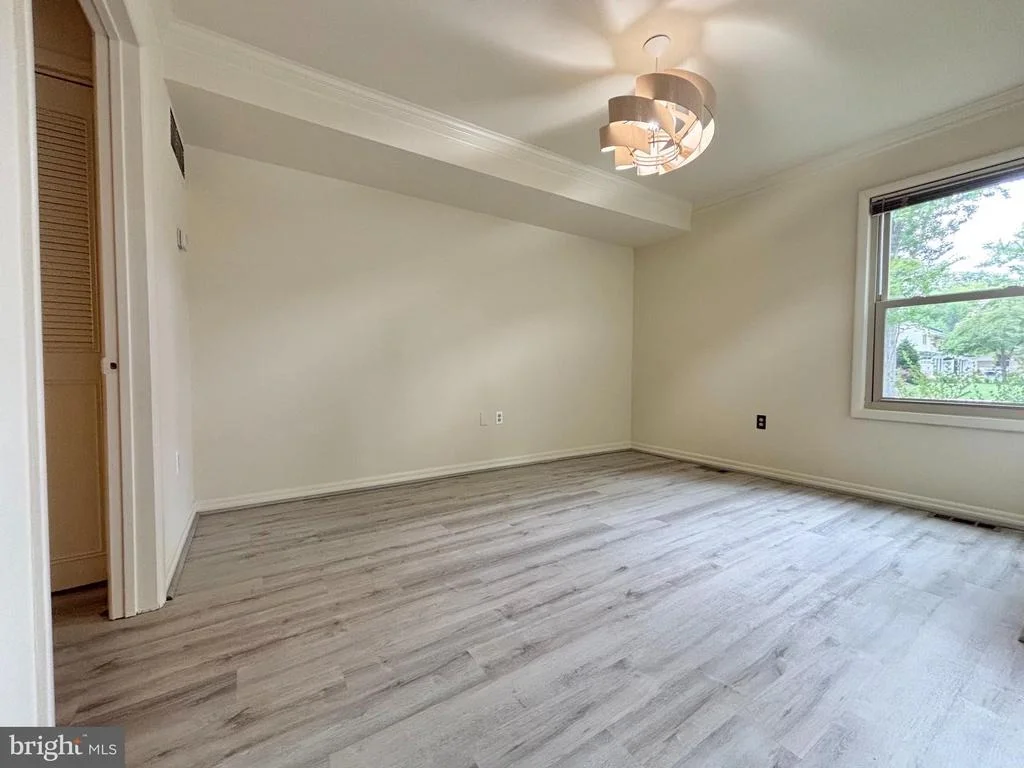 Photo of Unit 71D at 3600 GLENEAGLES DRIVE