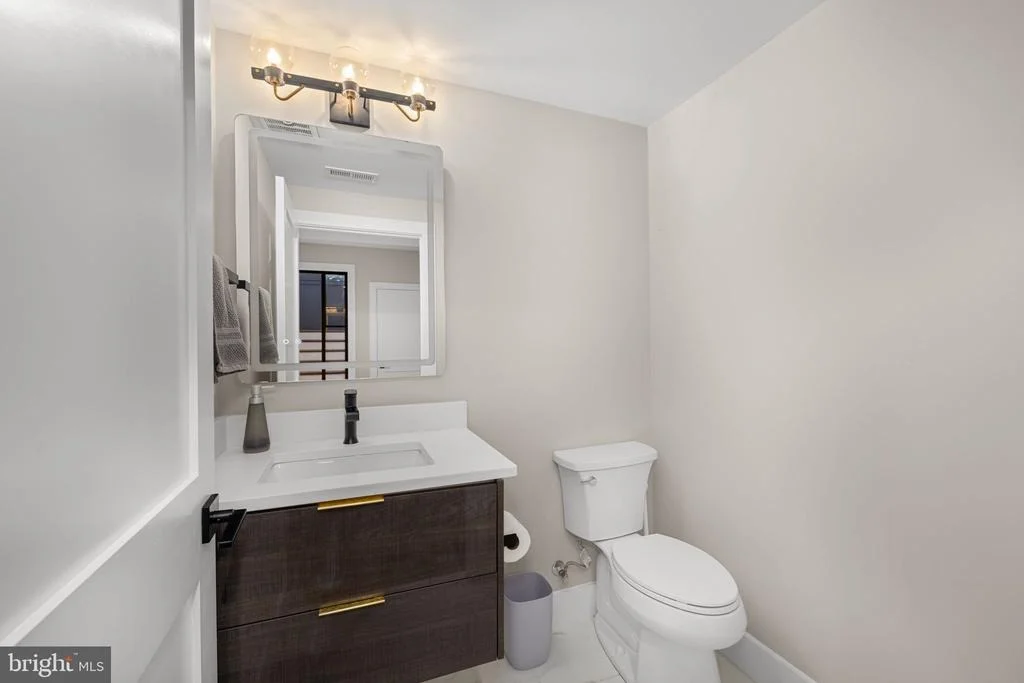 Photo of 6933 ESPEY LANE