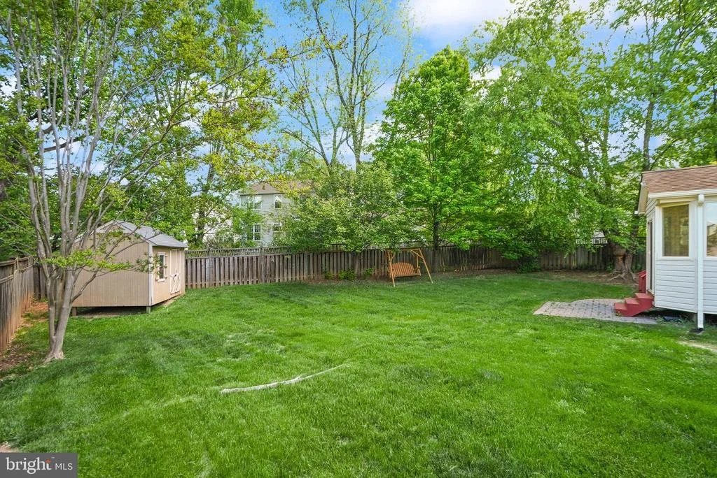 Photo of 2592 JOHN MILTON DRIVE