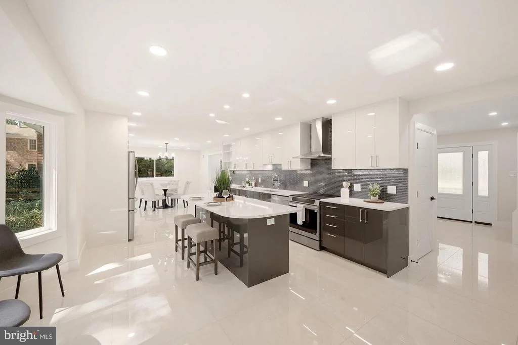 Photo of 8355 ALVORD STREET