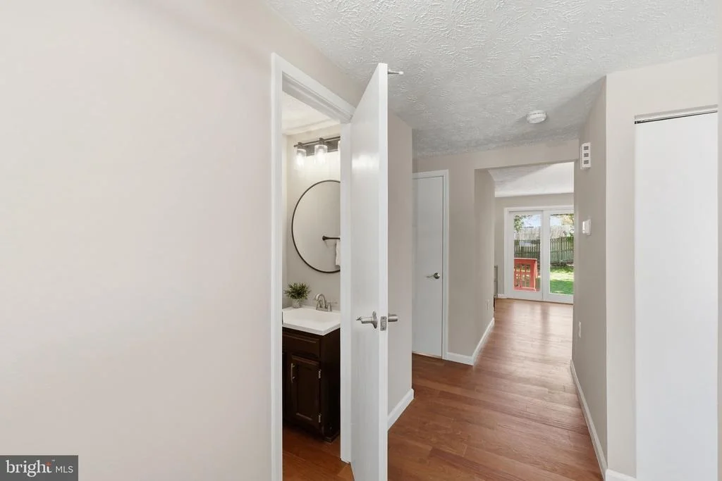Photo of 19402 KILDONAN DRIVE