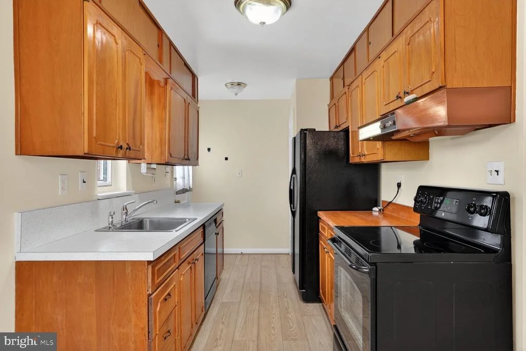 Photo of 3601 CREST DRIVE
