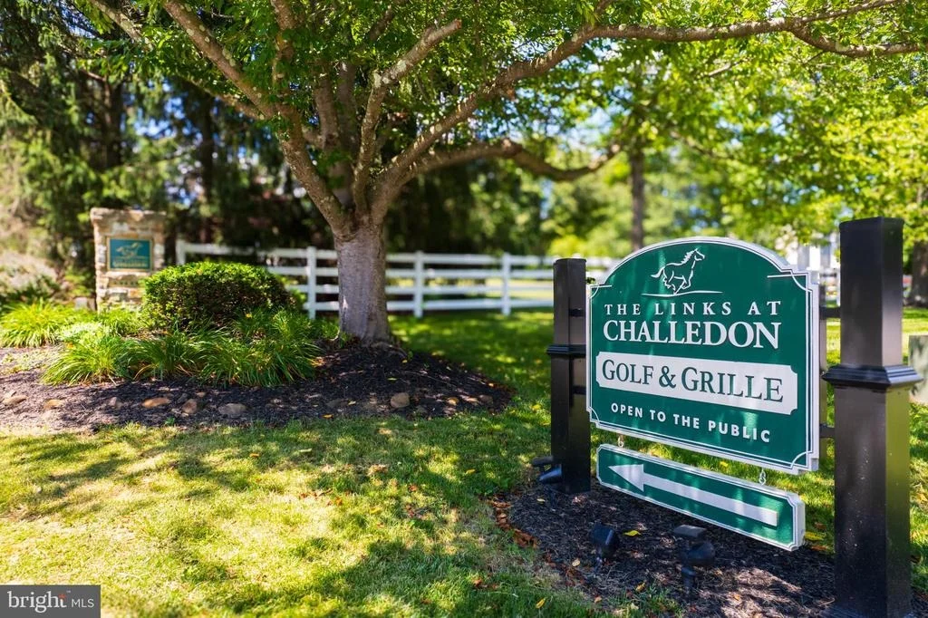 Photo of 6106 CHALLEDON CIRCLE