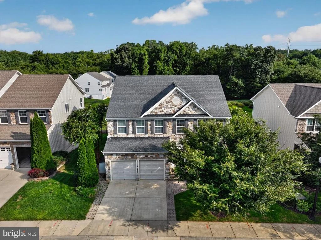 Photo of 810 MORAN DRIVE