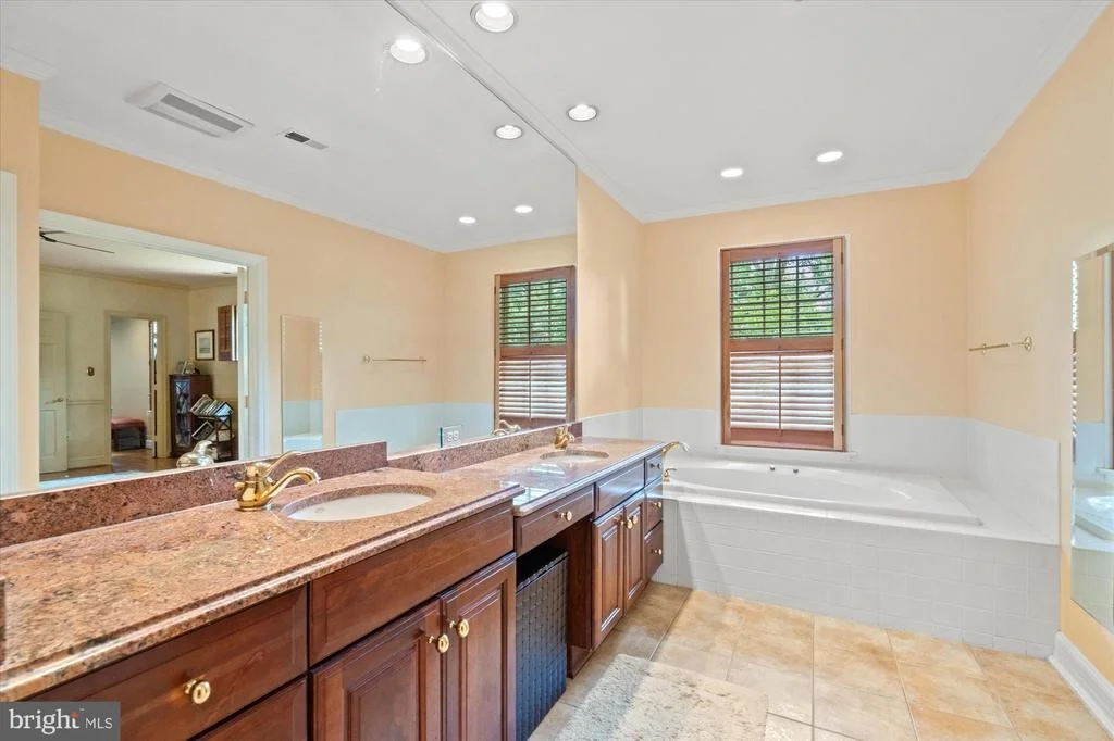Photo of 1033 SWINKS MILL ROAD