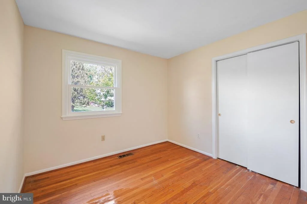 Photo of 18804 WILLOW GROVE ROAD