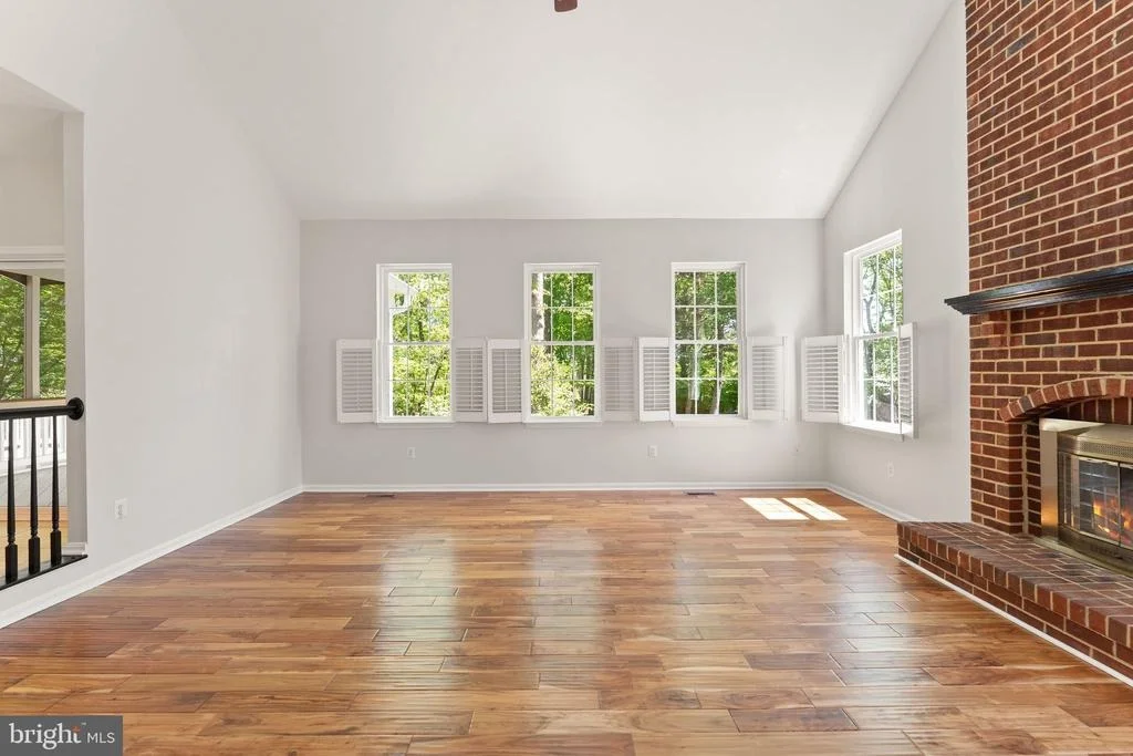 Photo of 817 KENNETH PLACE SE