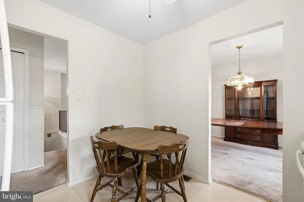 Photo of 215 COMPTON ROAD
