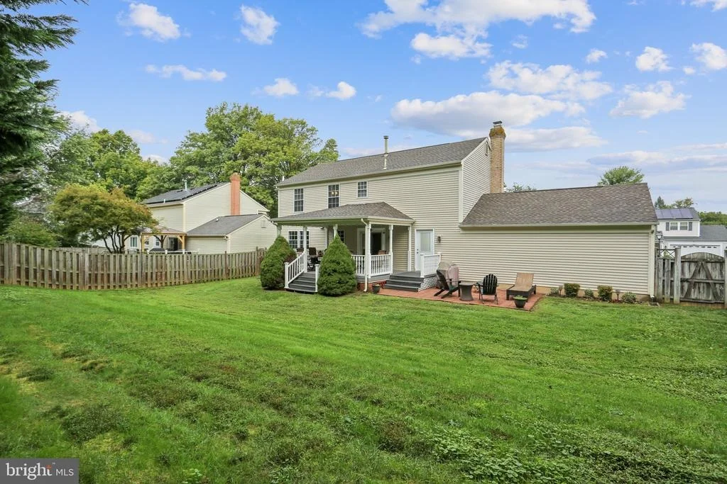 Photo of 912 POINTER RIDGE DRIVE