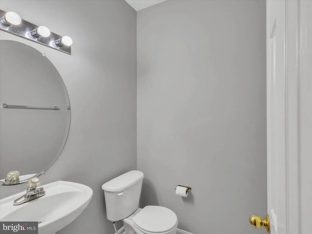 Photo of 8104 PEPPER RIDGE WAY