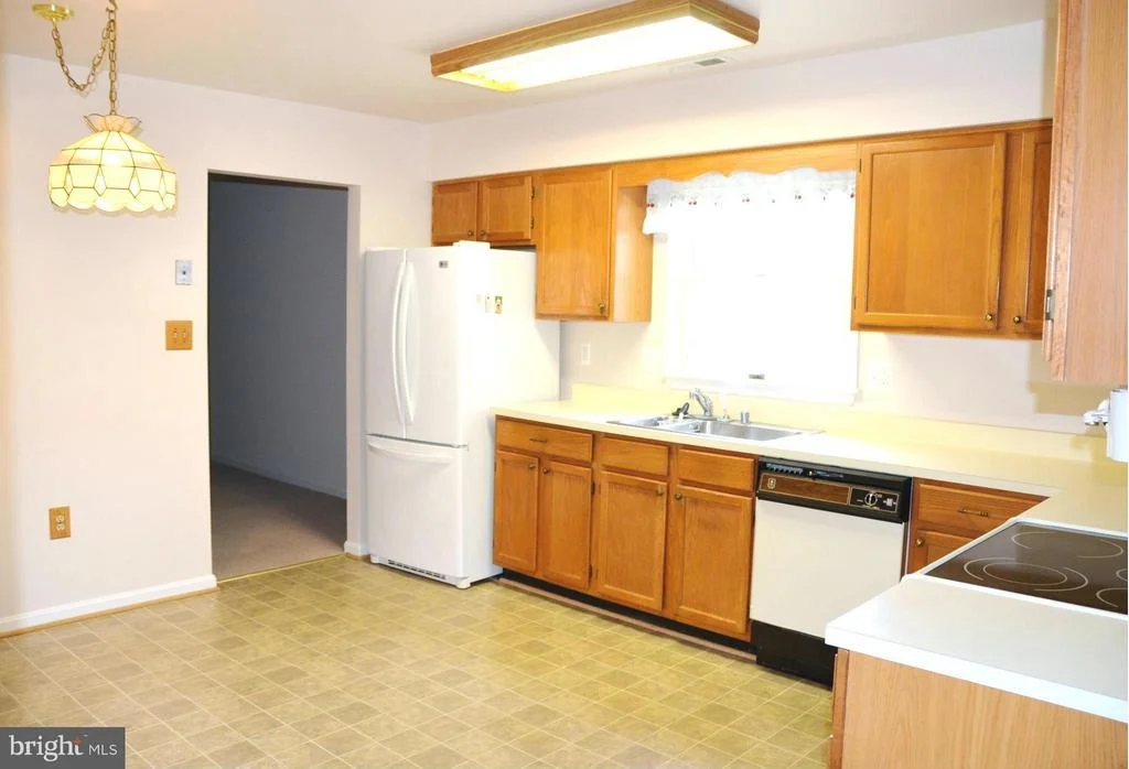 Photo of 837 COXSWAIN WAY