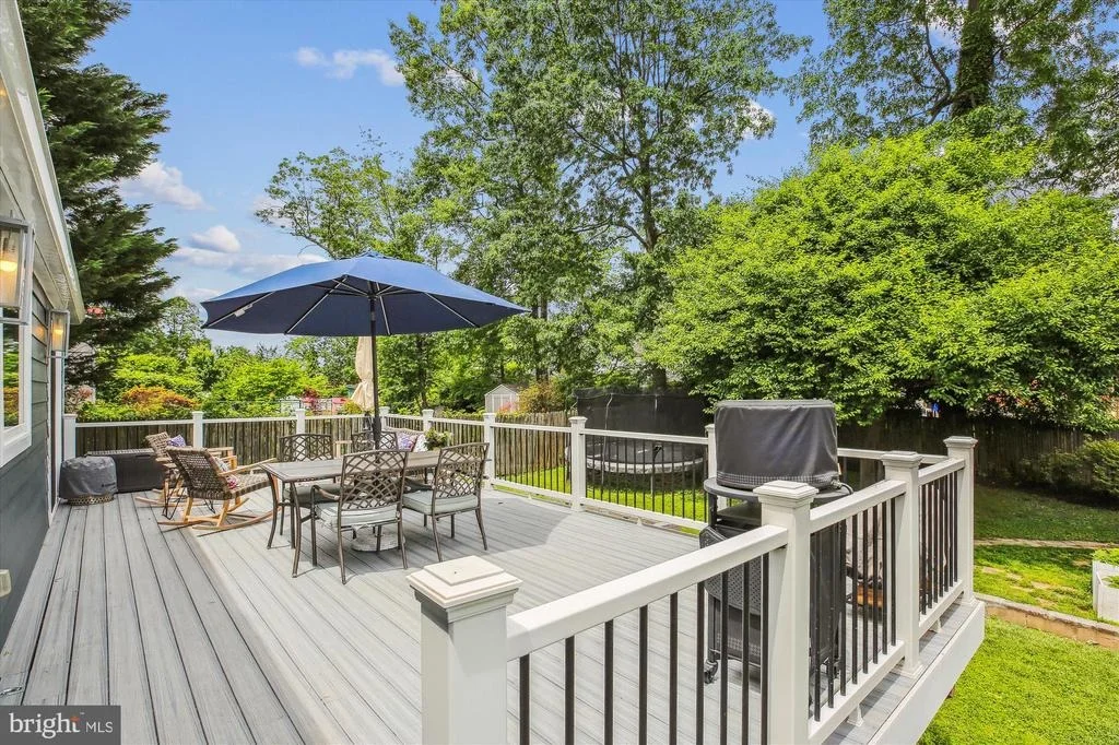 Photo of 2709 EMMET ROAD